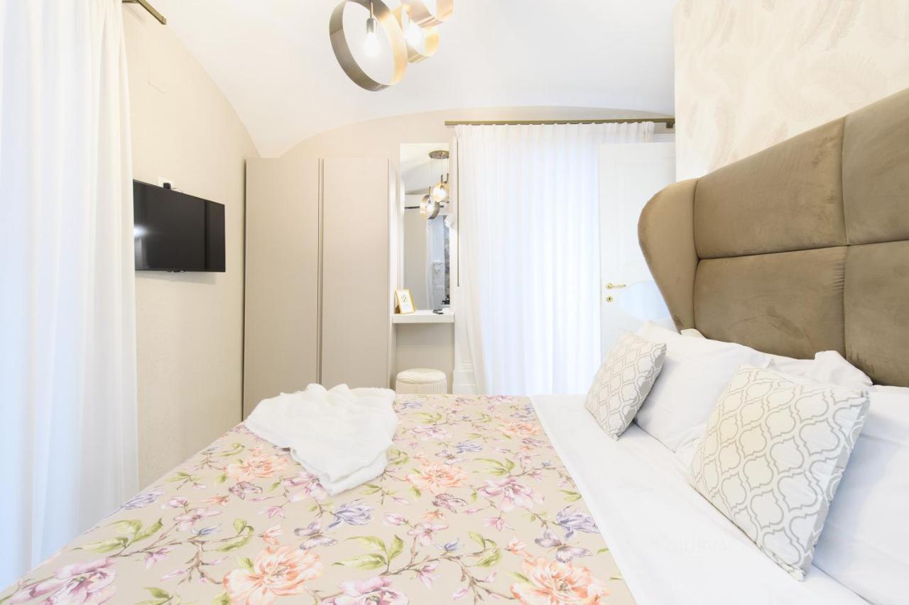 Grandapartments Via Toledo Napoli المظهر الخارجي الصورة